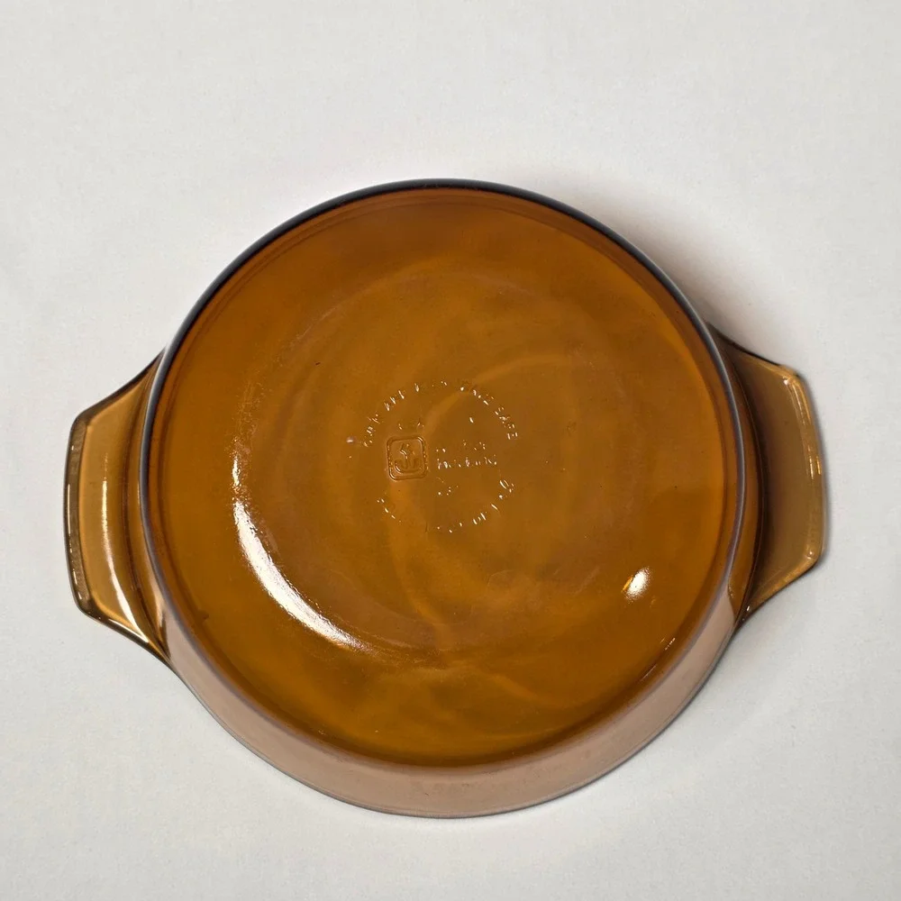 Anchor Hocking Casserole Dish 1.5 QT Amber Glass Round Tab Handle 437 Vintage